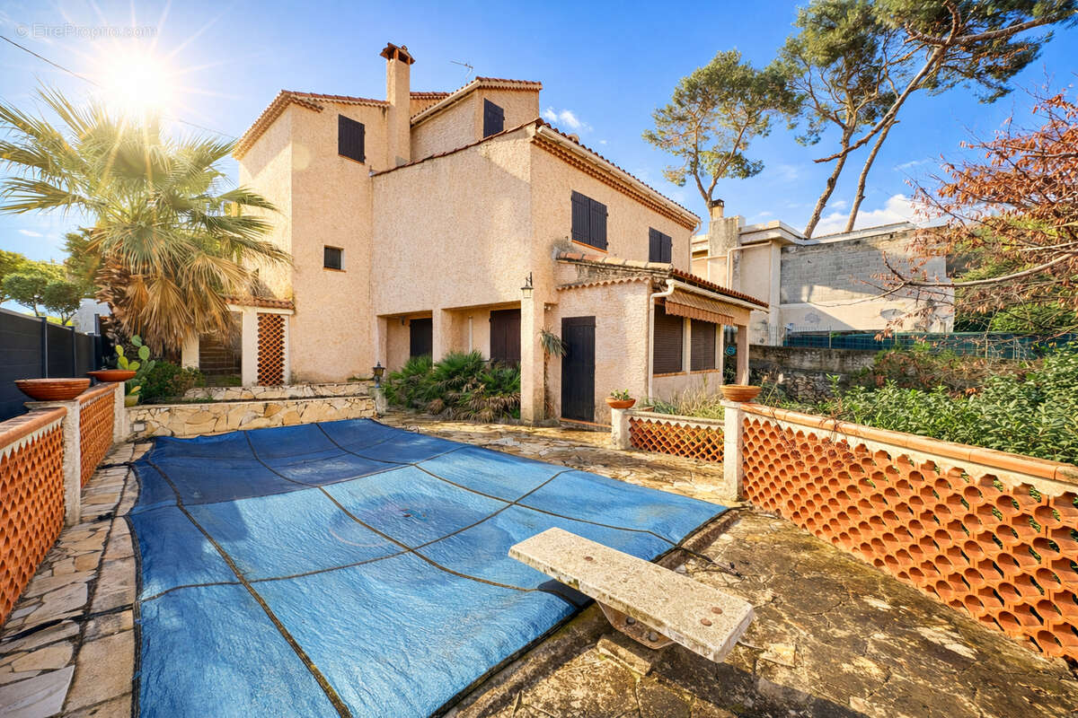 Maison à MARSEILLE-9E