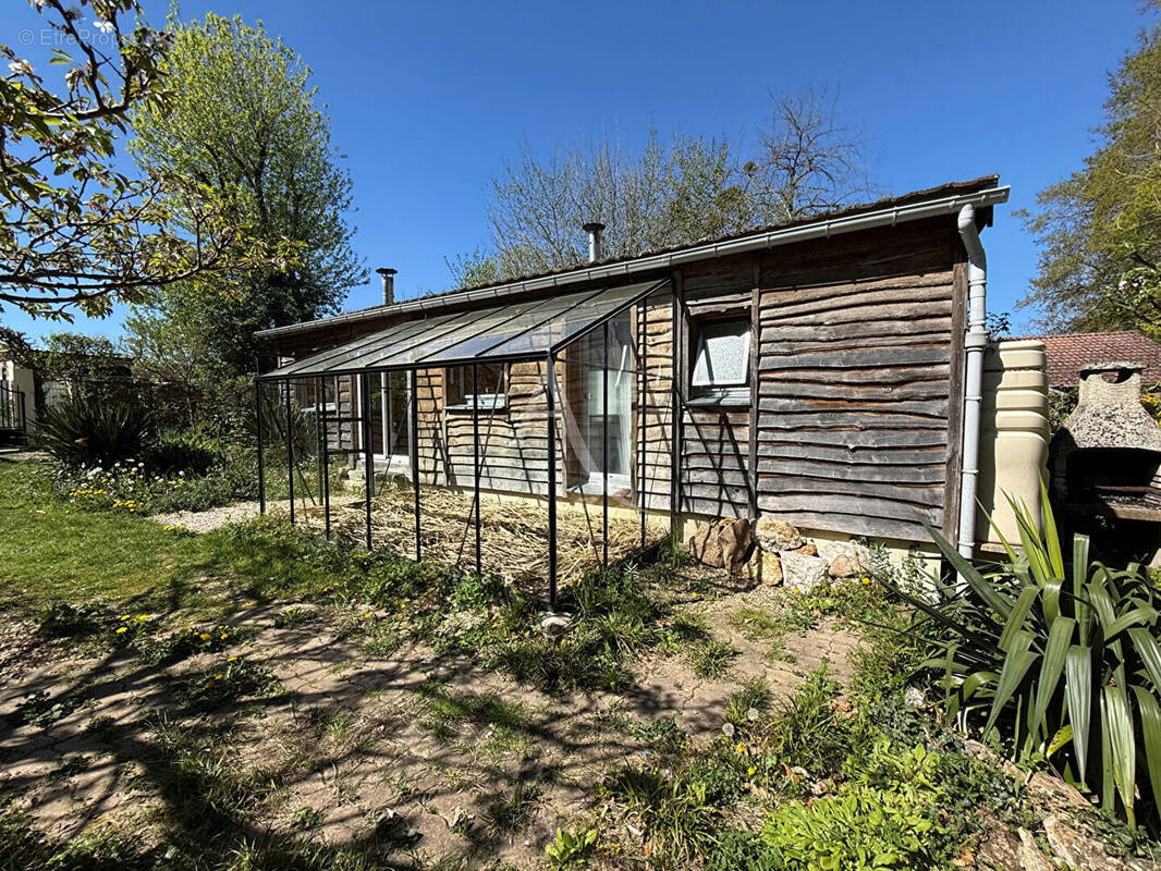 Maison à LE CHATELET-EN-BRIE