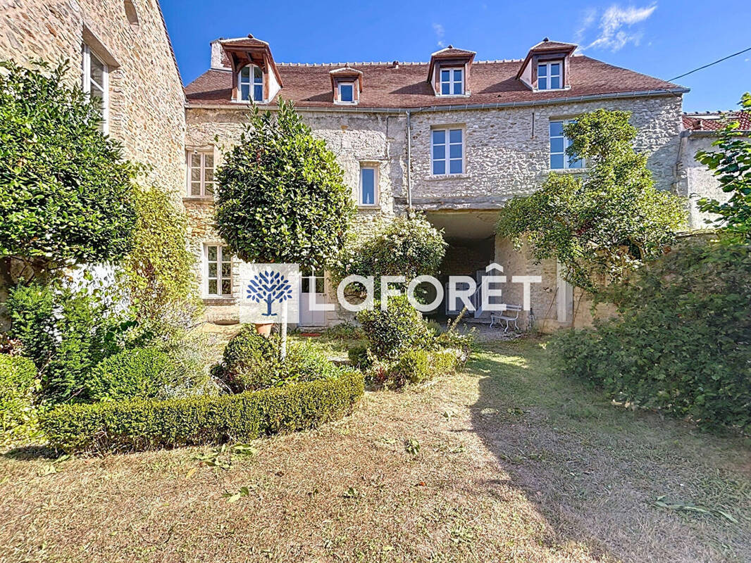 Maison à SAINT-NOM-LA-BRETECHE