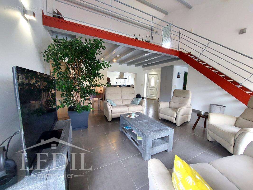 Maison à LAGARDELLE