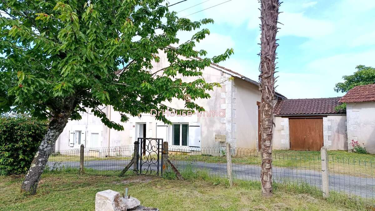 Maison à QUINSAC