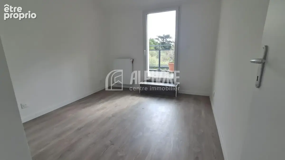 Saint Marc sur Mer Maison RT 2012,  3 chambres, garage. - photo 6