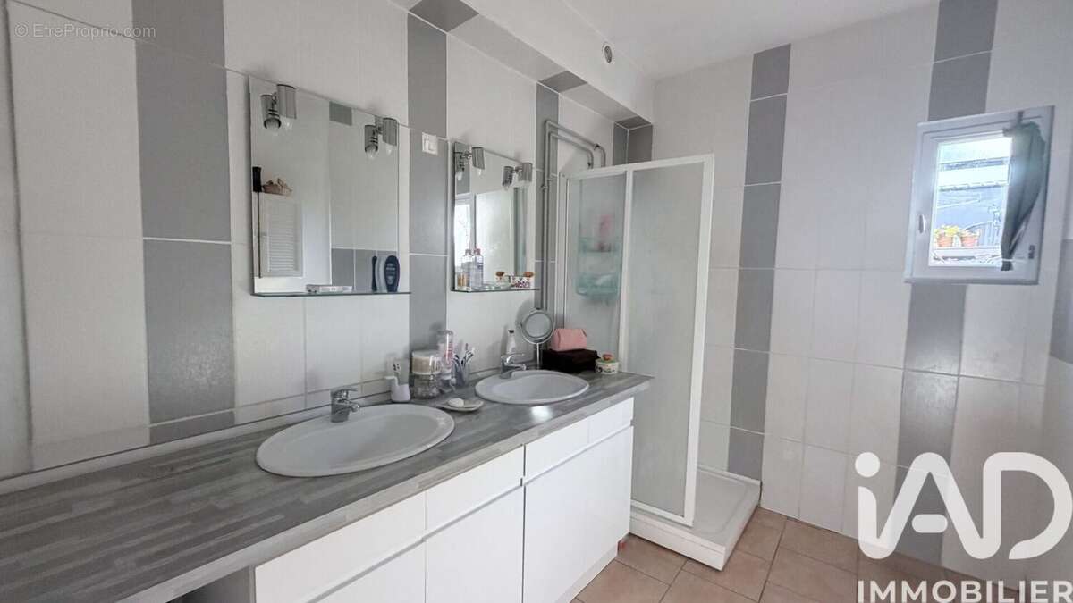 Photo 5 - Maison à SIN-LE-NOBLE