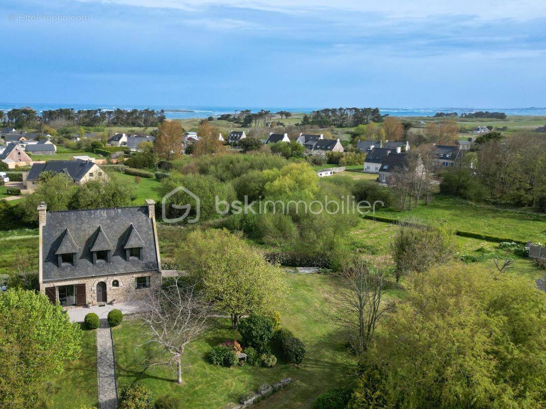 Maison à PLOUDALMEZEAU