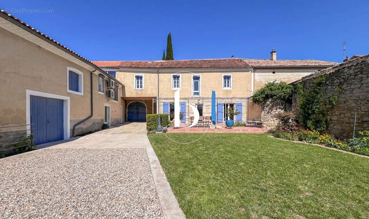 Maison à GOUDARGUES