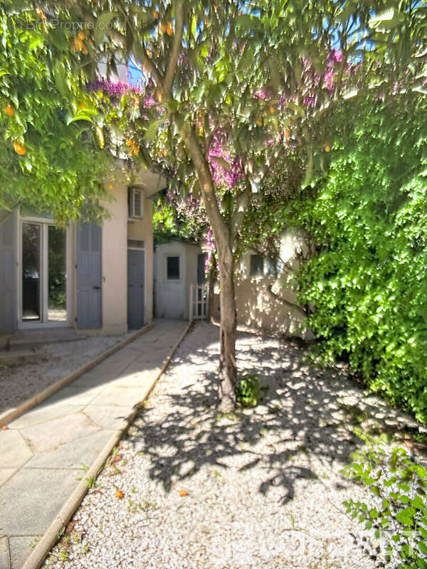 Maison à HYERES