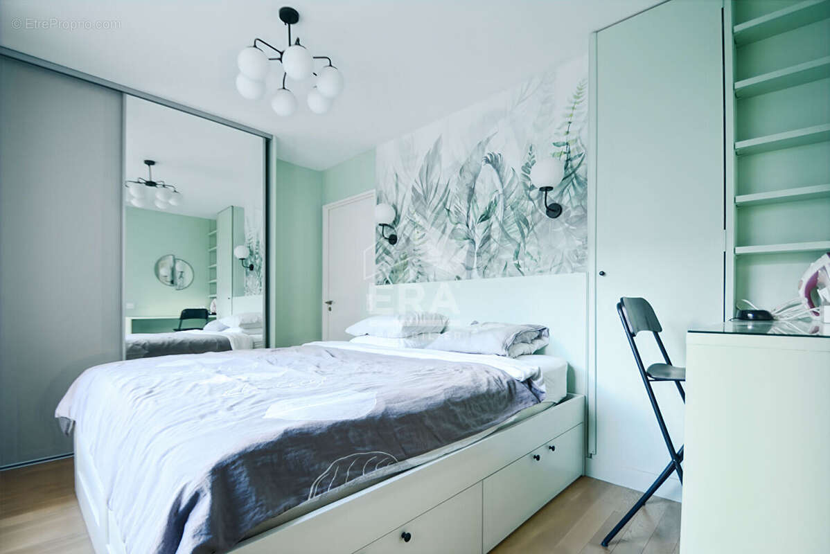 Appartement à ISSY-LES-MOULINEAUX