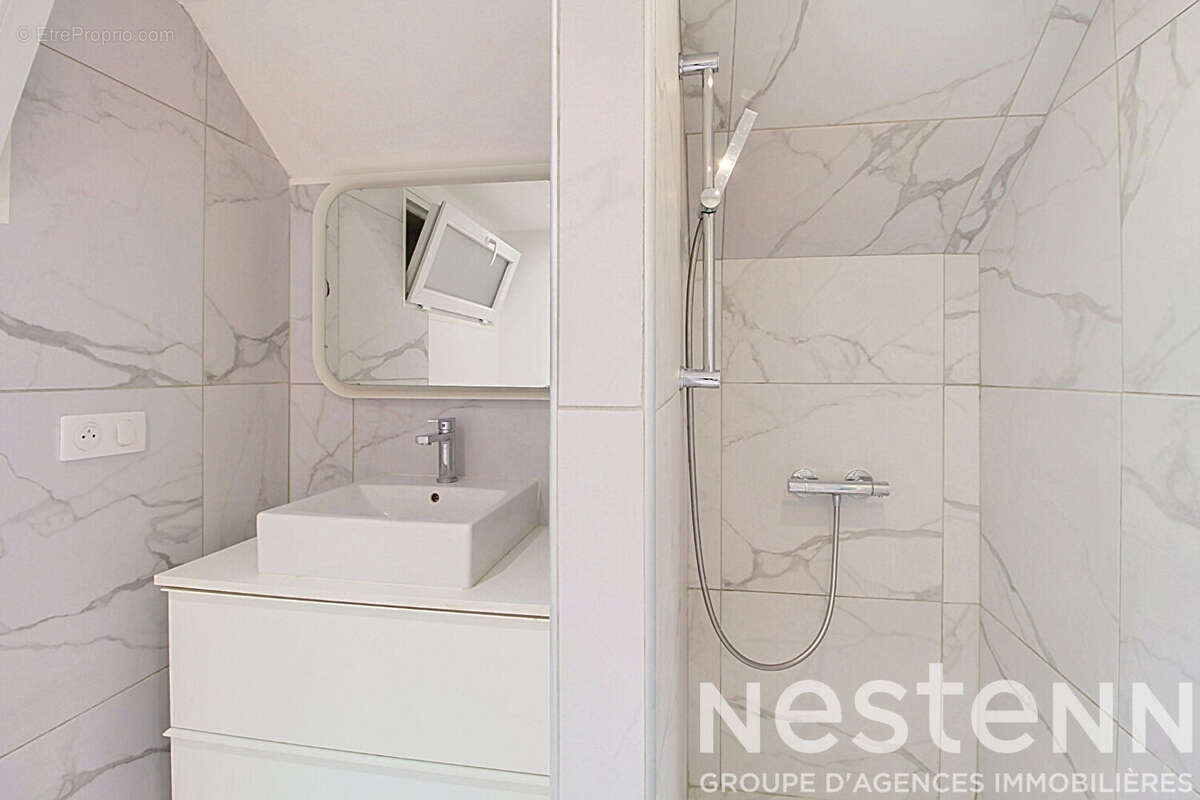 A VENDRE FLAYOSC Appartement T2 66 m² au centre-ville - photo 12