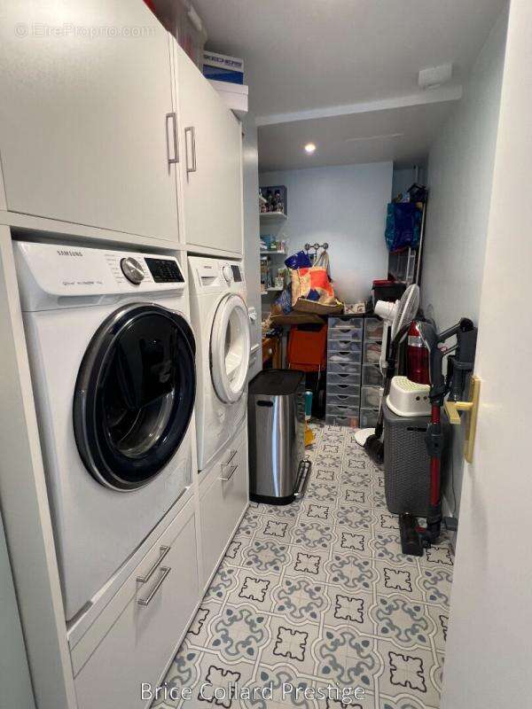 Appartement à VERSAILLES