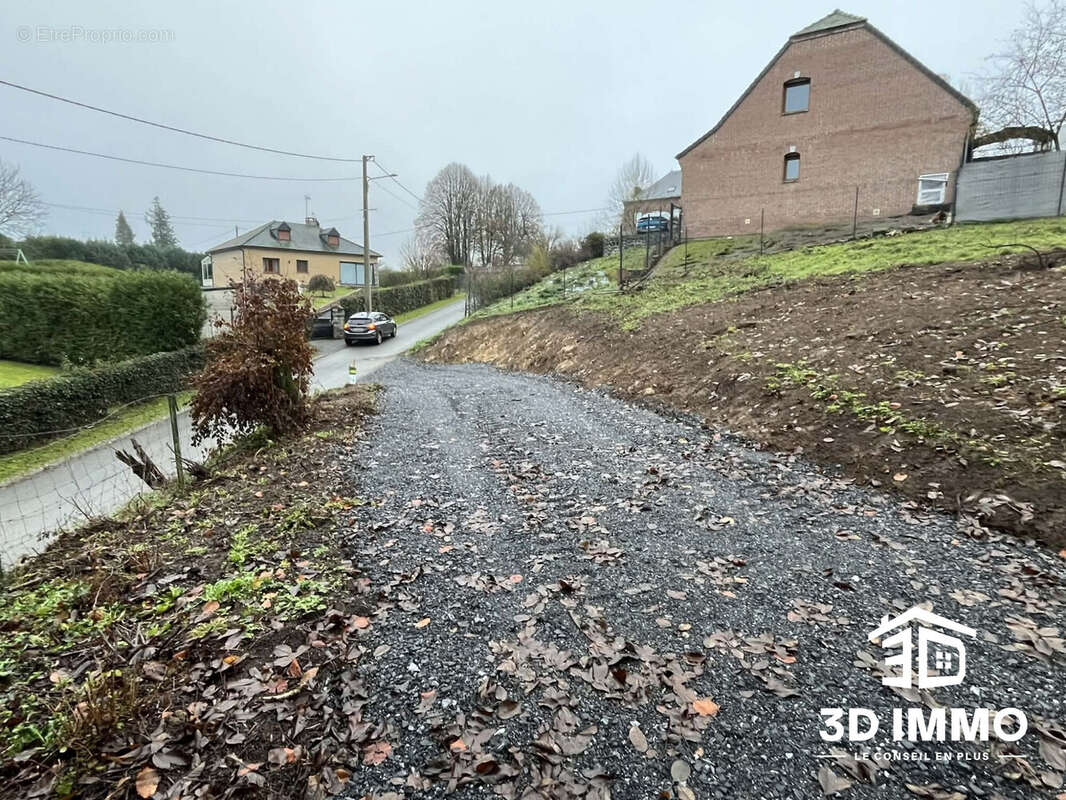 Terrain à ETROEUNGT