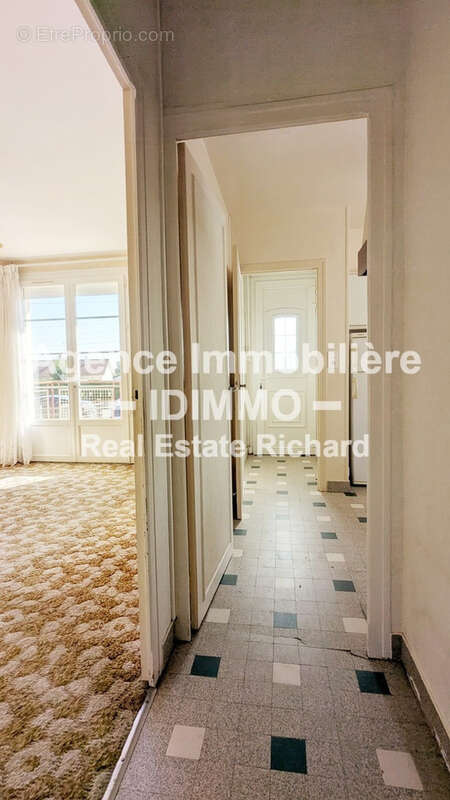 Maison à CORBEILLES