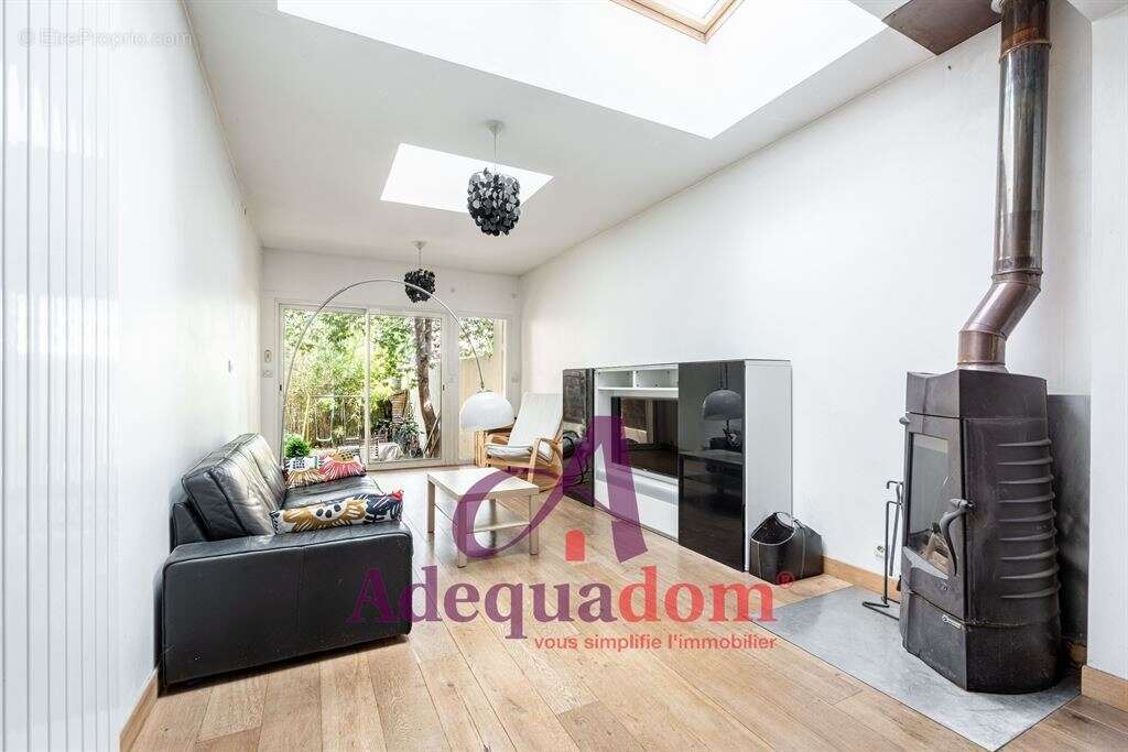 Appartement à BOIS-COLOMBES