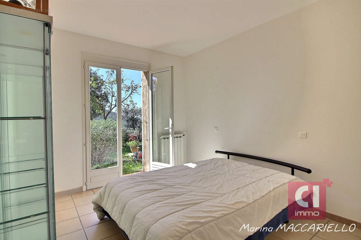 Villa 5 chambres - Pierrefeu Du Var, 7 pièces 204 m2 - photo 10