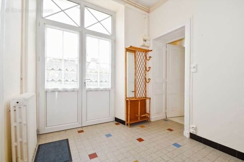 Maison à AIGREFEUILLE-D'AUNIS