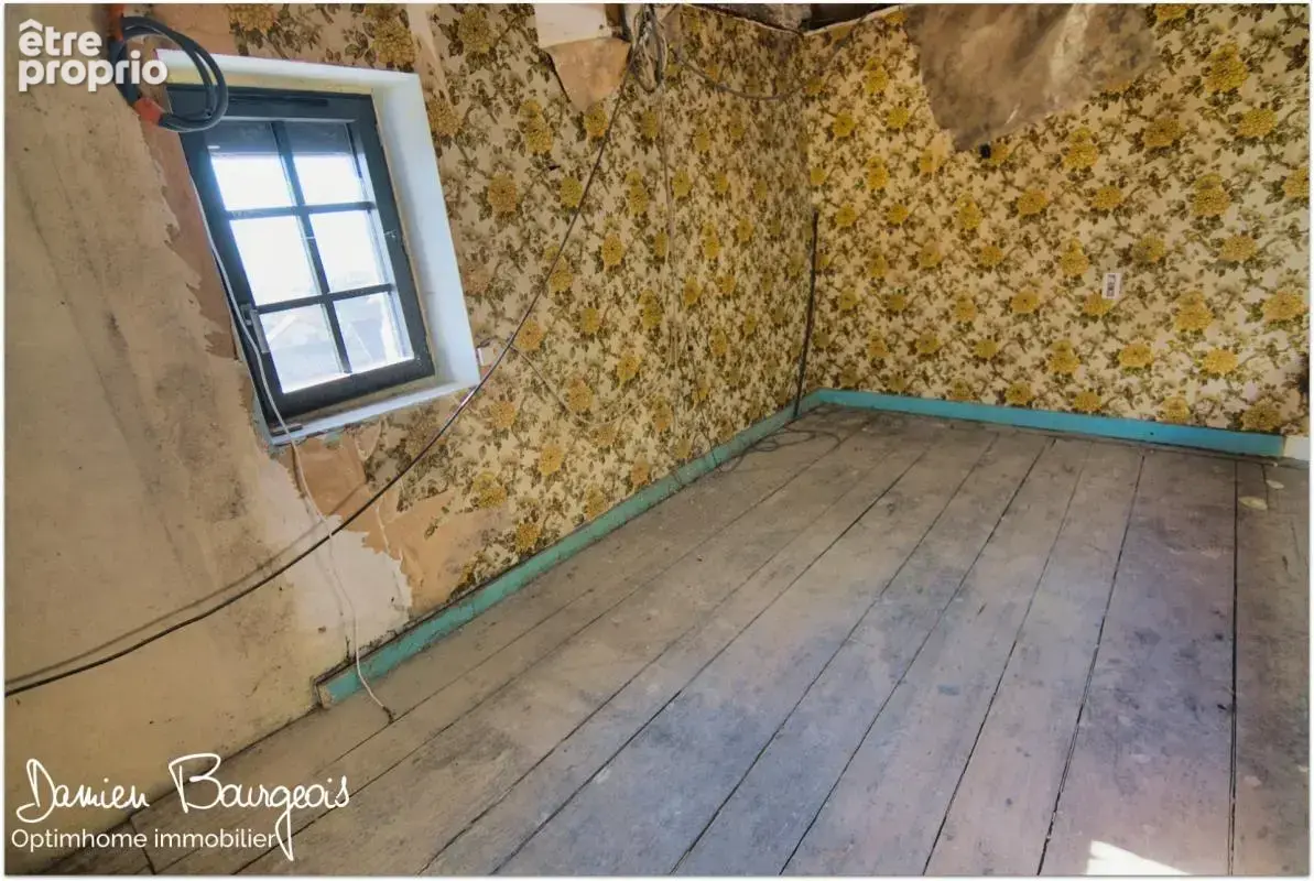 Maison mitoyenne brute avec fort potentiel d'environ 84 m² (110 m2 sol) - photo 12