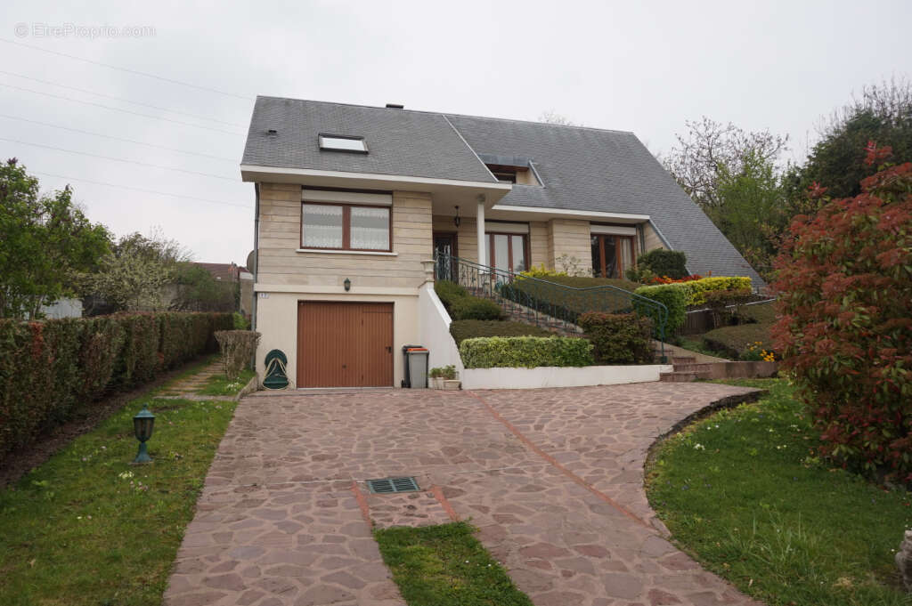 Maison à VILLEMOMBLE