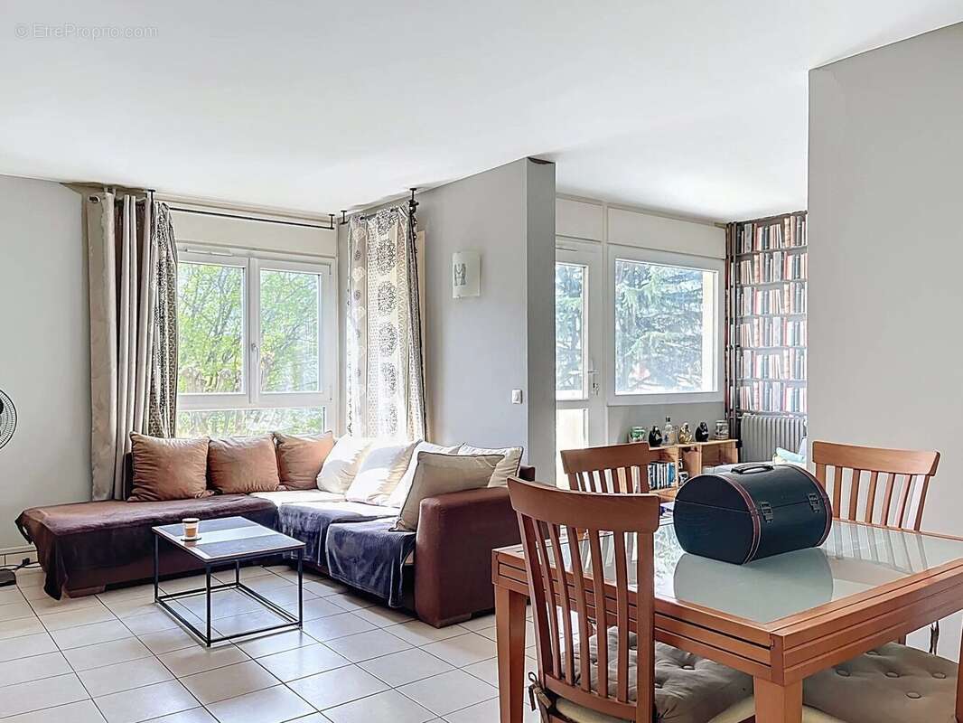 Appartement à BOISSY-SAINT-LEGER