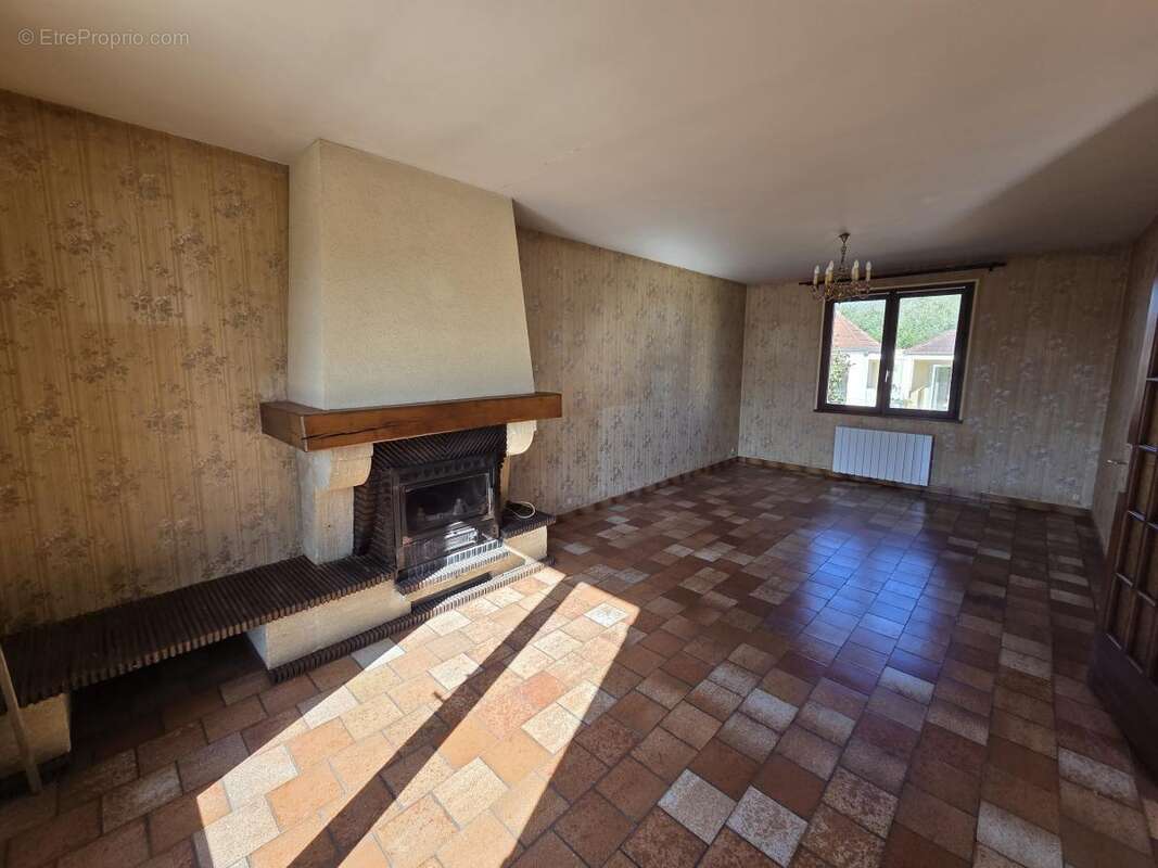 Maison 98 m² à Senonches  - photo 2
