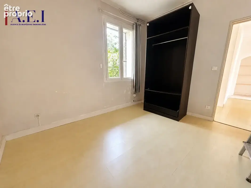 La Seyne sur mer - Appartement T2 bis avec terrasse - photo 8