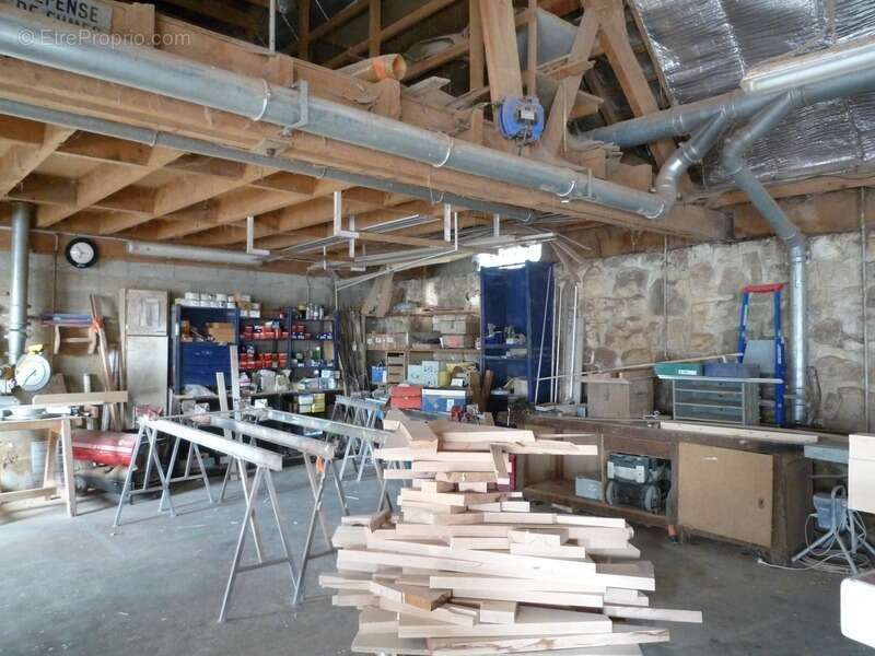 Dpt Aisne (02), LA CROIX SUR OURCQ  à vendre ensemble immobilier professionnel  1170 m2 ateliers et bureaux sur 3000 m2 de terra - photo 20