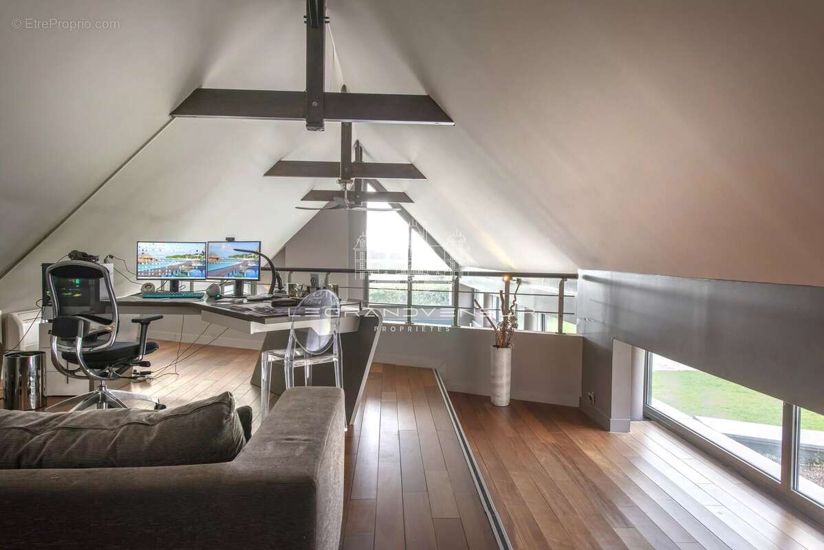 Maison à FONTAINEBLEAU