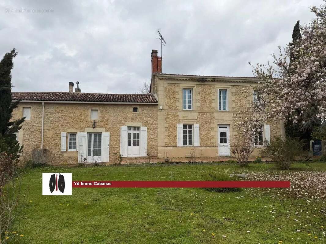 Maison à LANDIRAS