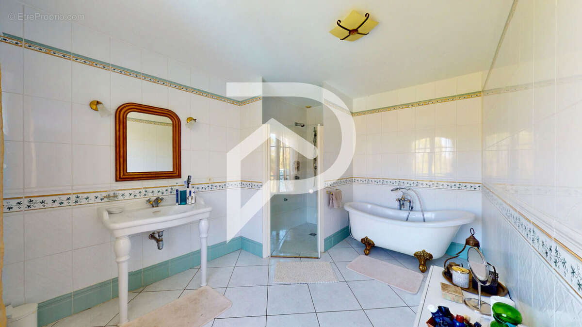 Maison à HARDRICOURT