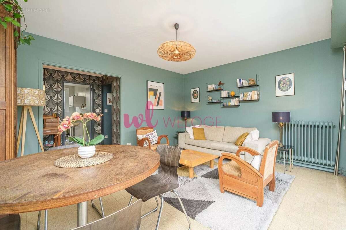 Appartement à MARSEILLE-5E