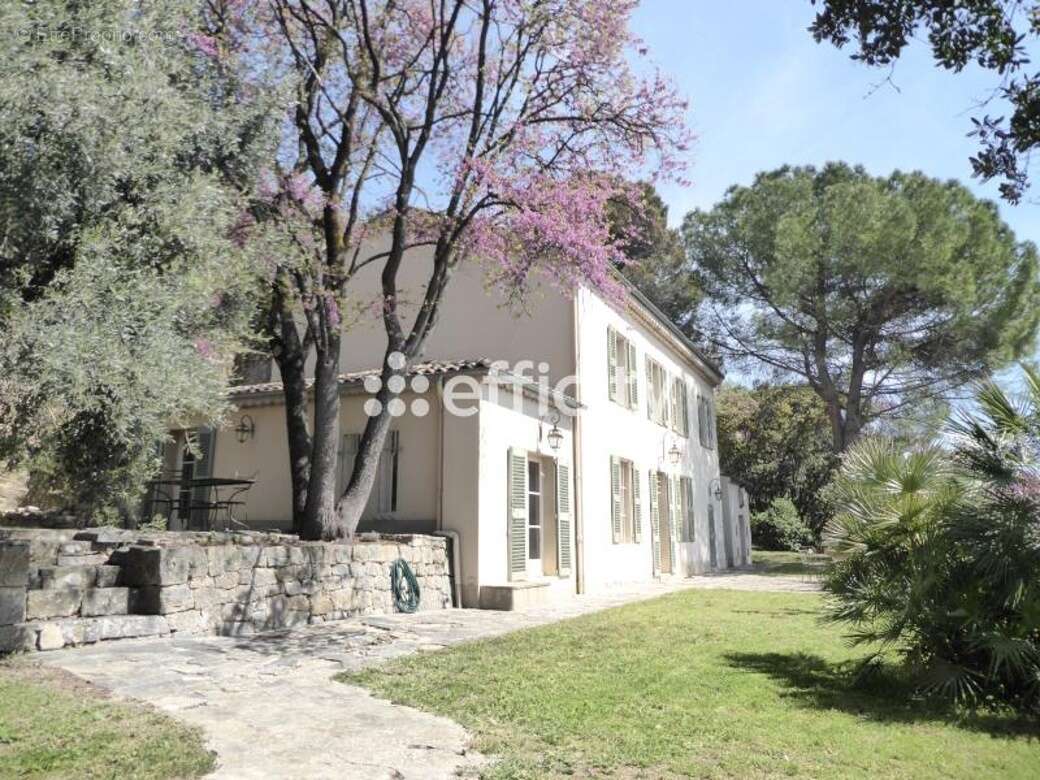 Maison à DRAGUIGNAN