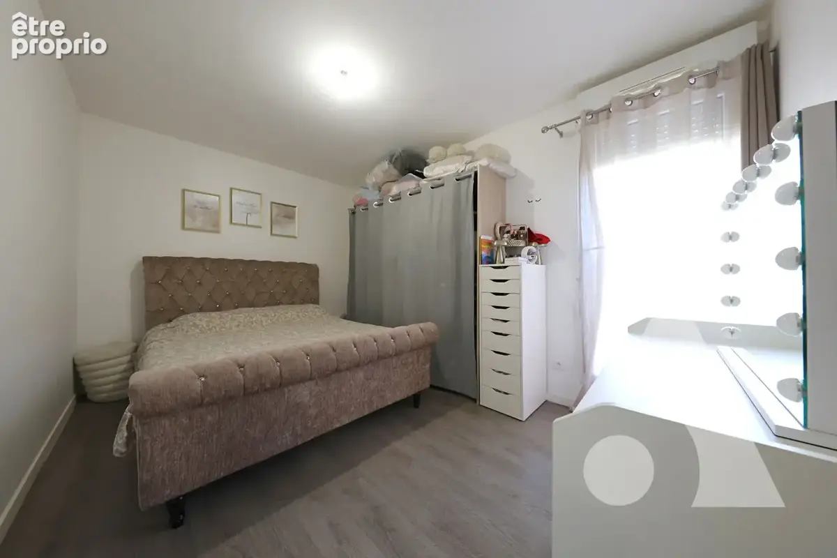 F4 avec 3 chambres, terrasse et parking privé - photo 6