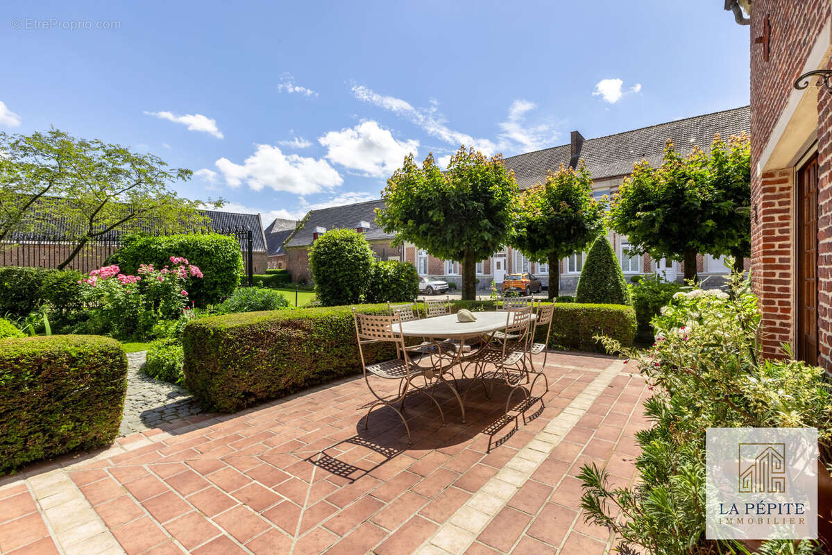 Domaine historique avec revenus locatifs immédiats et potentiel exceptionnel - photo 19