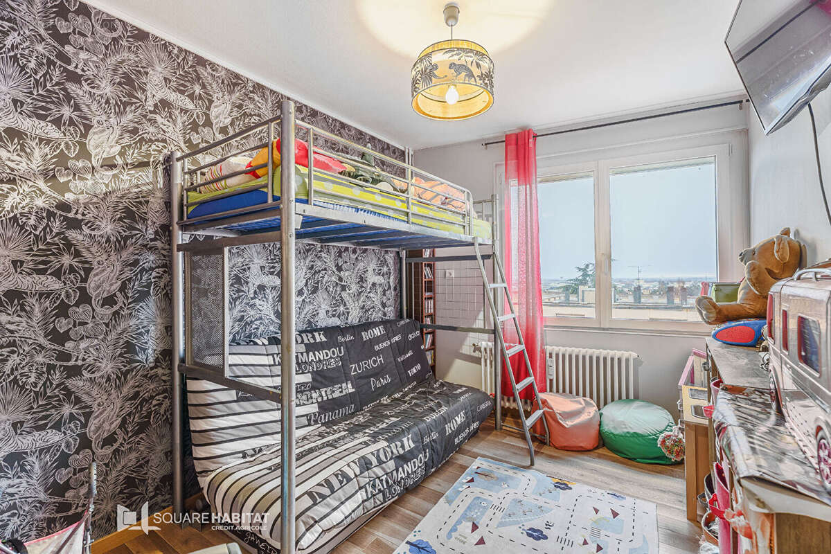 Appartement à CHENOVE