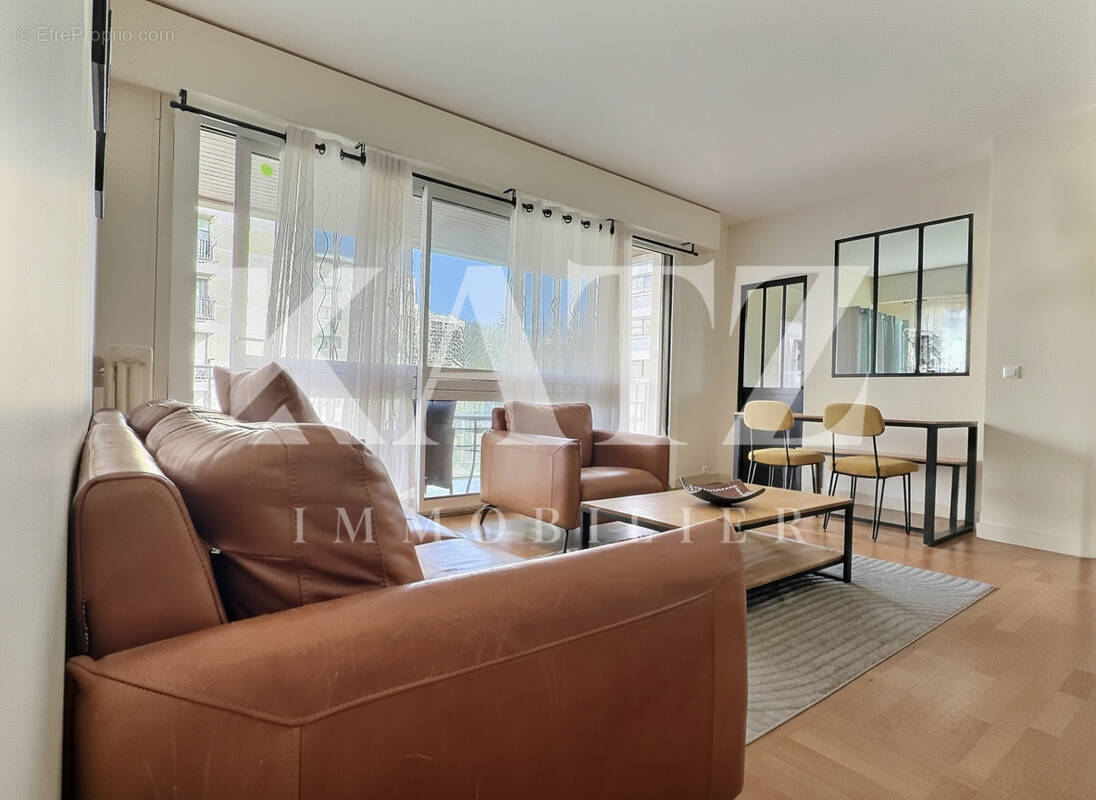 Appartement à GARCHES