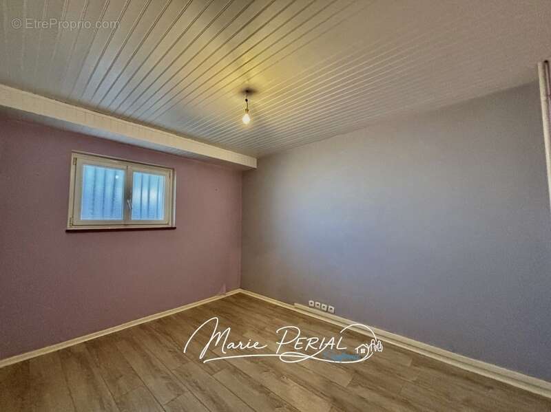 Maison à CLOUANGE