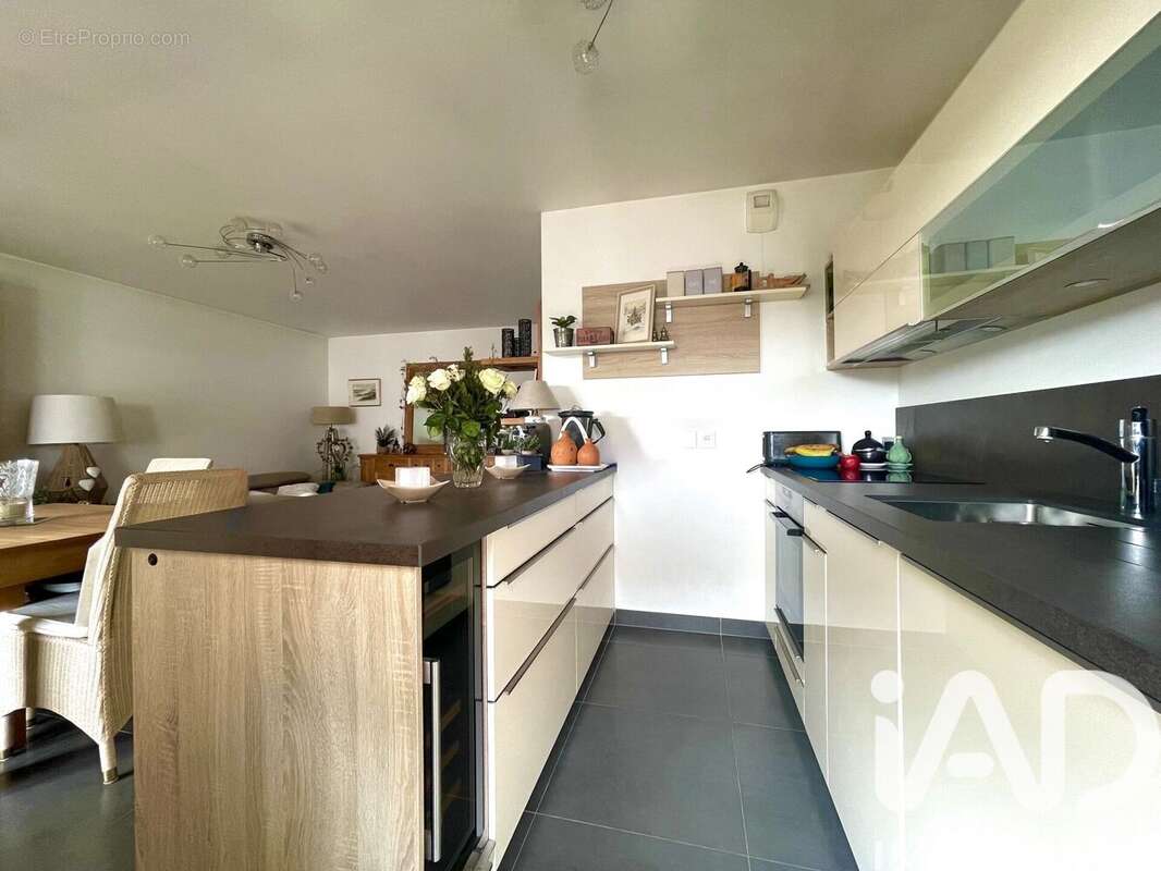 Photo 8 - Appartement à L'ISLE-ADAM