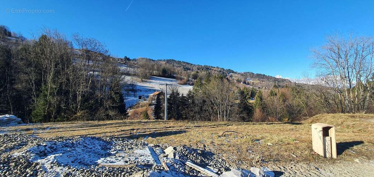 Terrain à SAINT-GERVAIS-LES-BAINS