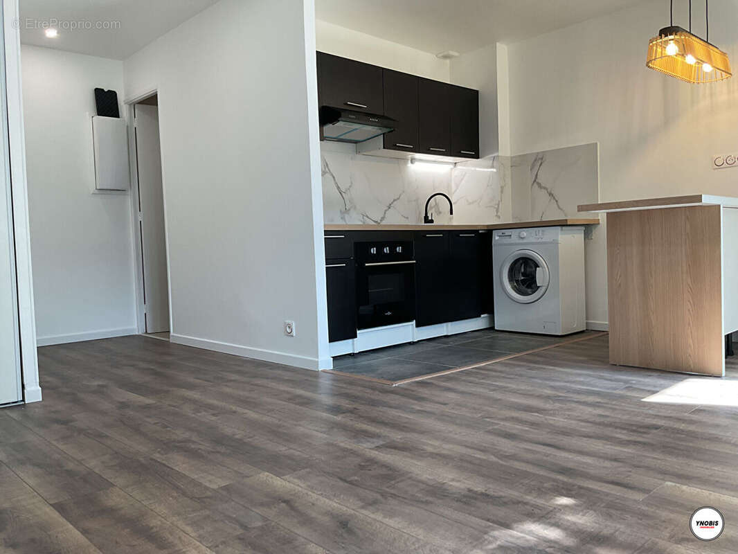 Appartement à LES MUREAUX
