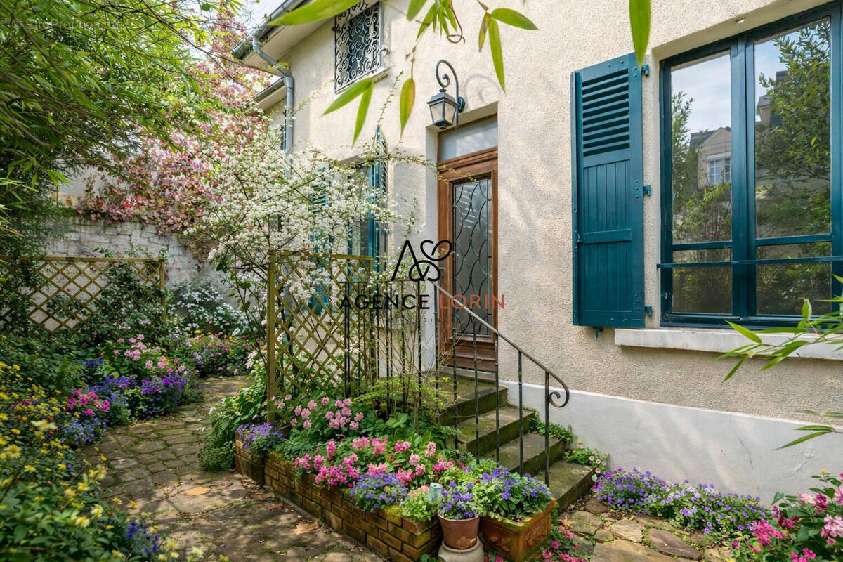 Maison à LE VESINET