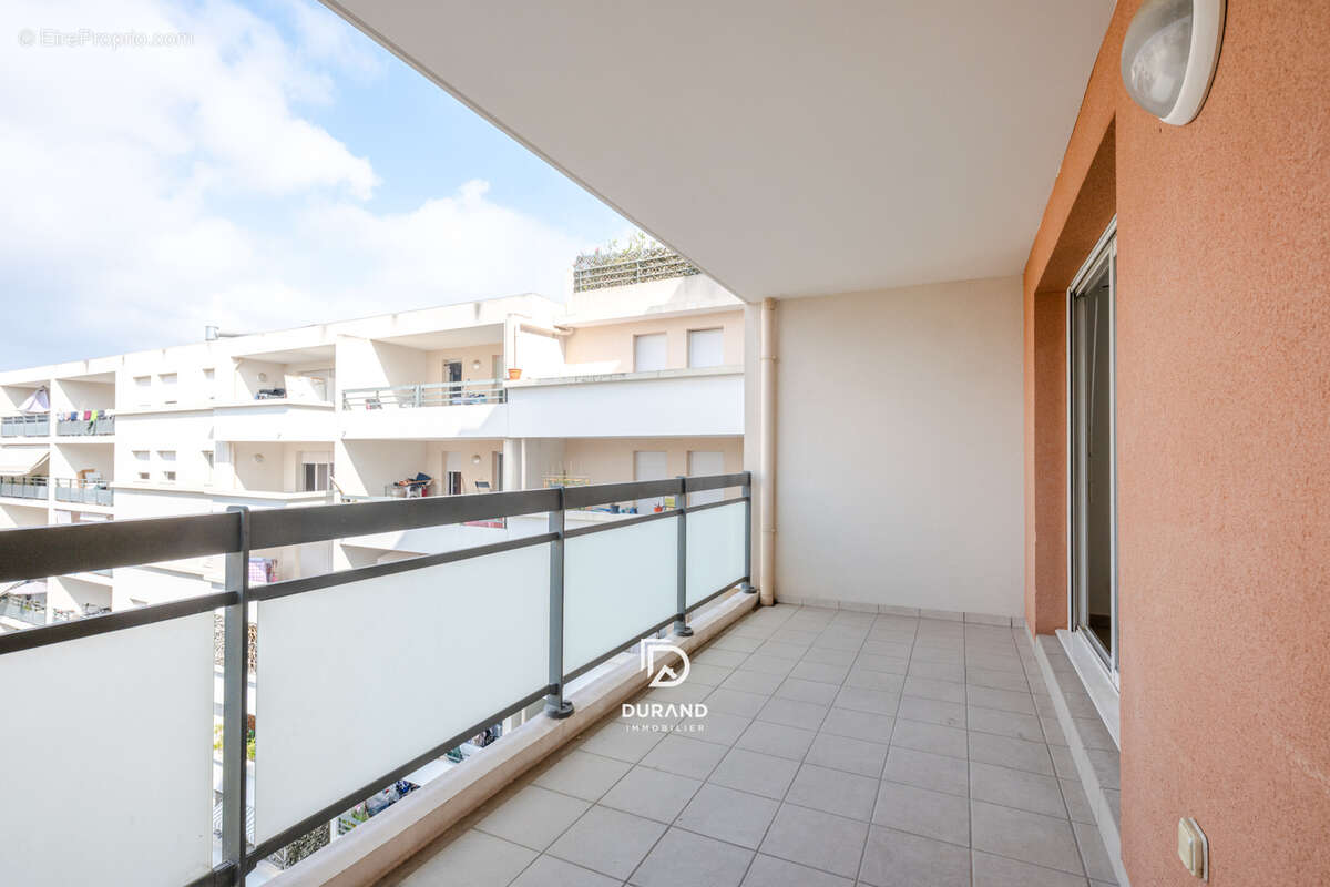 Appartement - terrasses - parking -  chutes-lavie 13004 marseille - photo 5