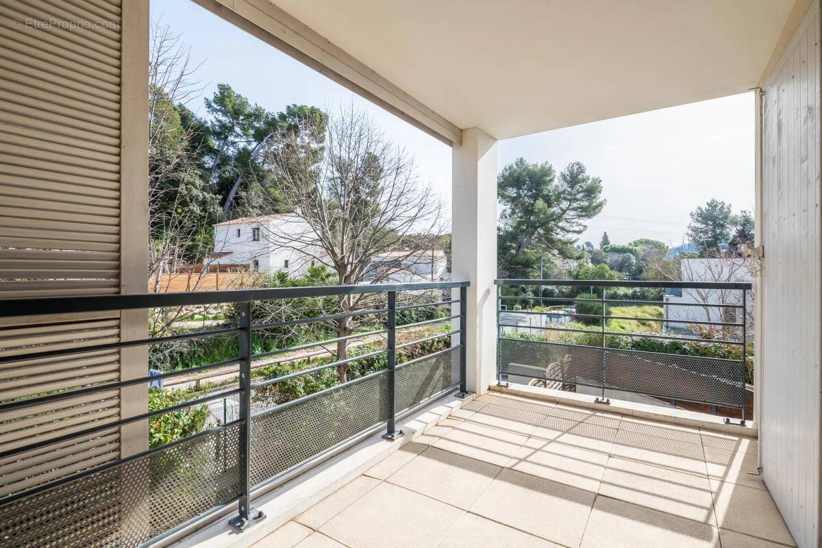 Appartement à MARSEILLE-11E