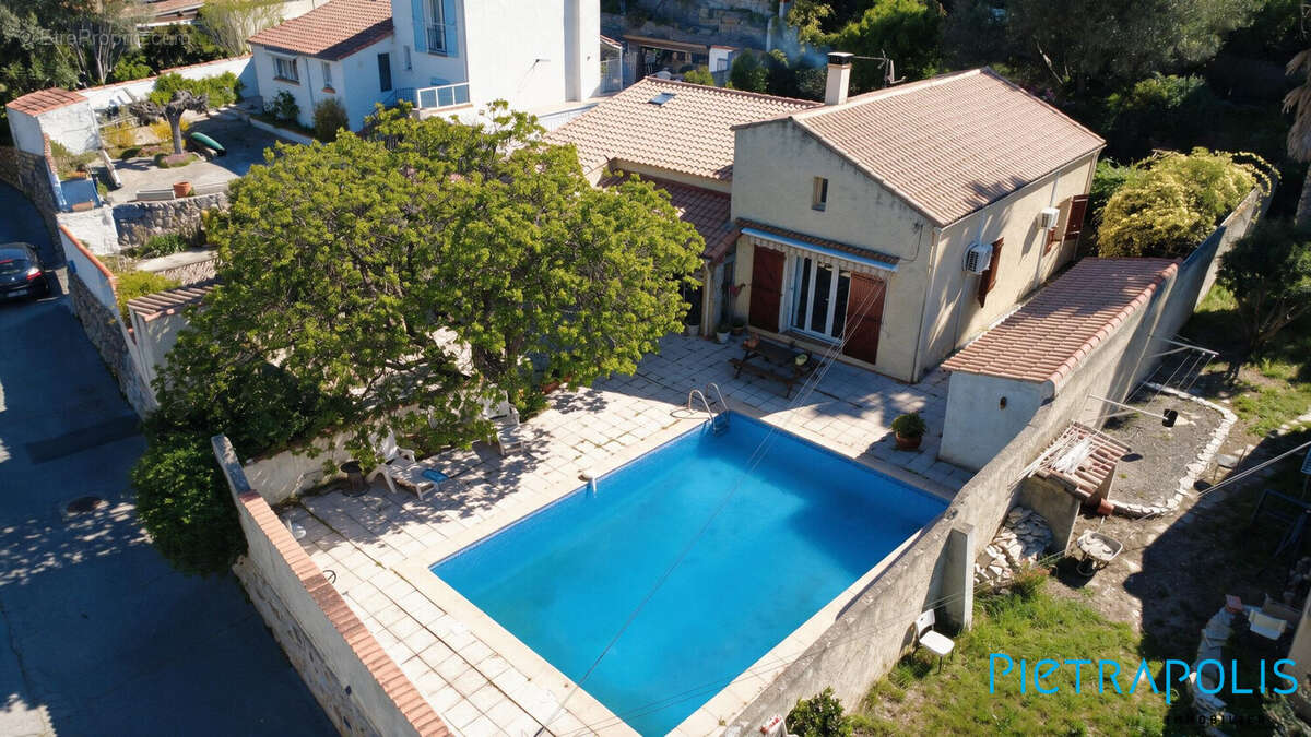 Maison 150 m² à Balaruc-Le-Vieux  - photo 2