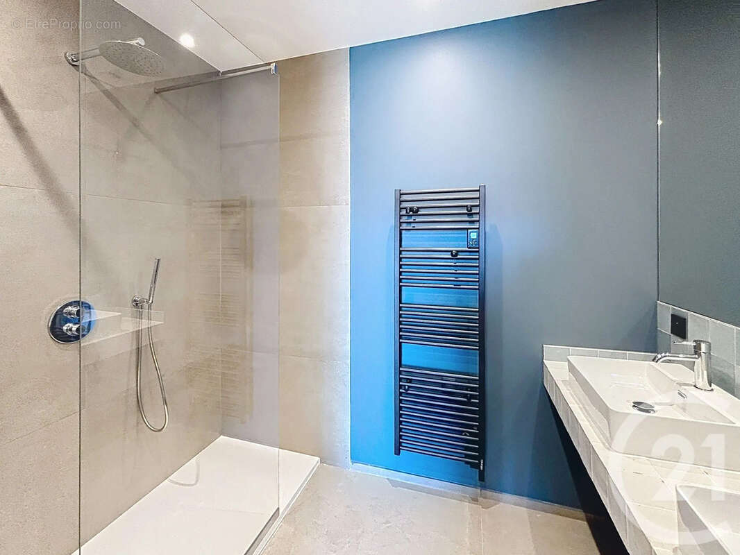 Appartement 140 m² à Sete  - photo 10