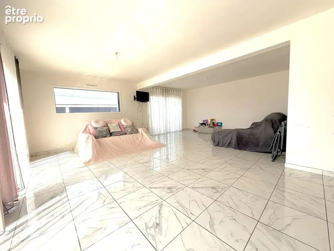  EXCLUSIVITÉ – Maison contemporaine 5 pièces de 139 m² – DPE A – Quimperlé (Kervidanou 4) - photo 2