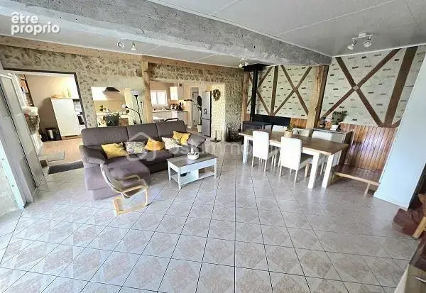 Maison de 191 m2 sur un terrain de 964 m2 5 chambres et piscine !!! - photo 7