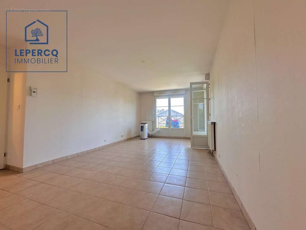 Appartement 3 pièces de 70 m² Centre-ville - photo 5