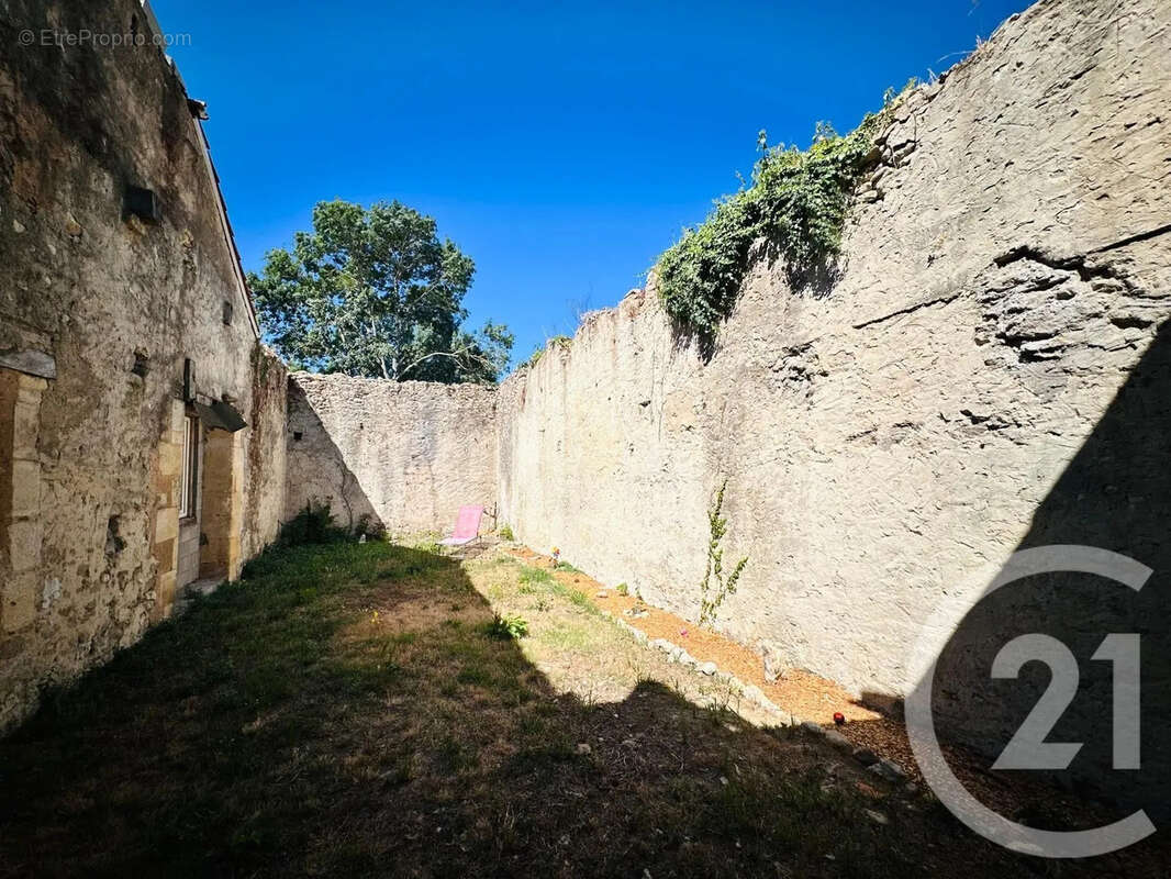 Maison 165 m² à Saint-Paul  - photo 22