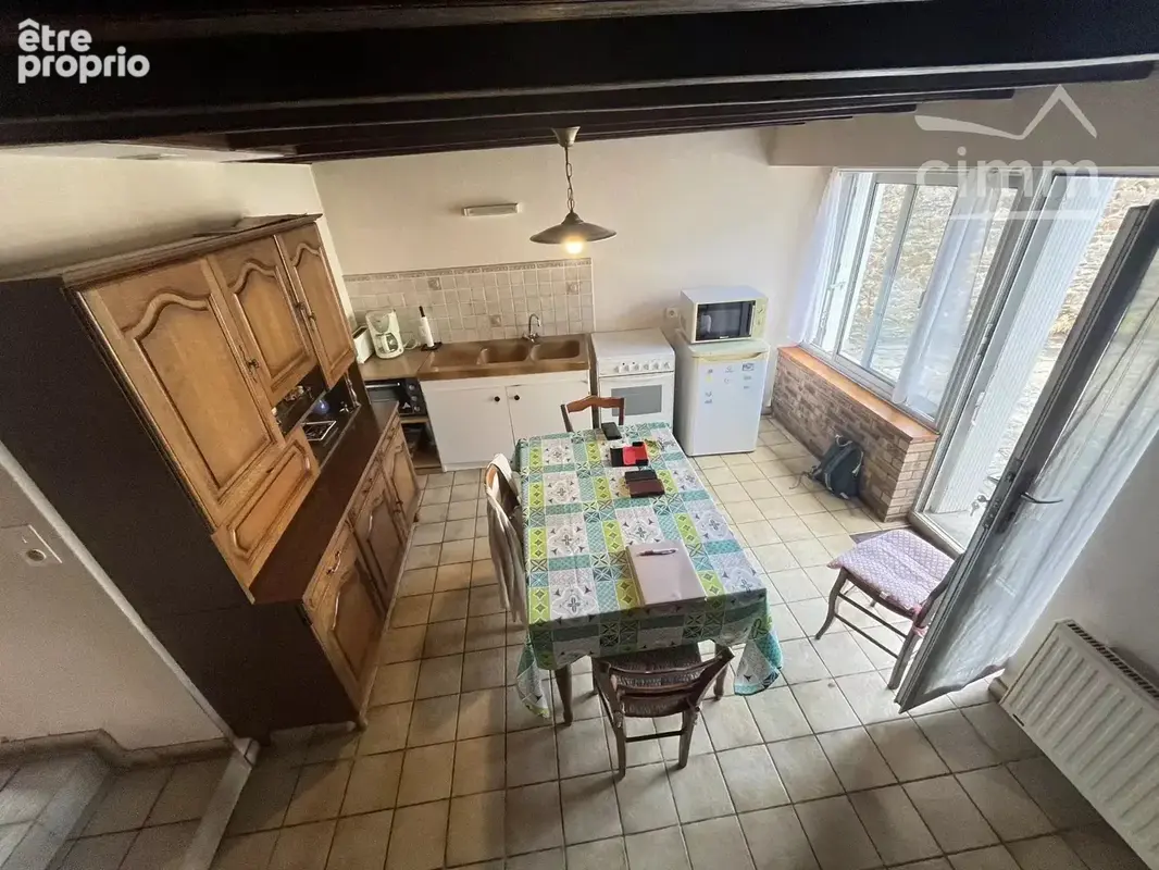 Maison de bourg T3 de 89 m² sur 290m² de terrain clos. - photo 5