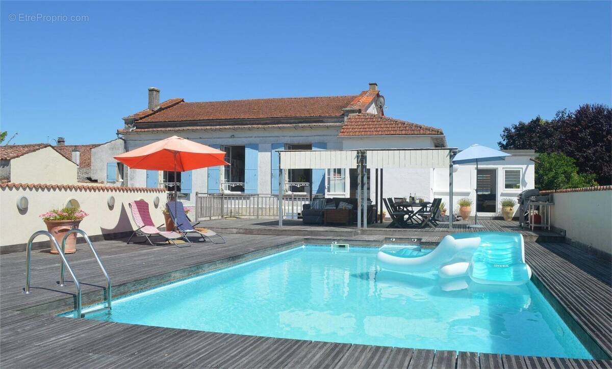 Maison à MURON