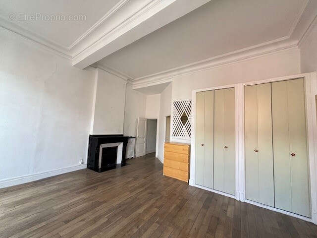 Vendu loué - coeur de ville - apt bourgeois 125m2 - terrasse 60m2 -garage - photo 11