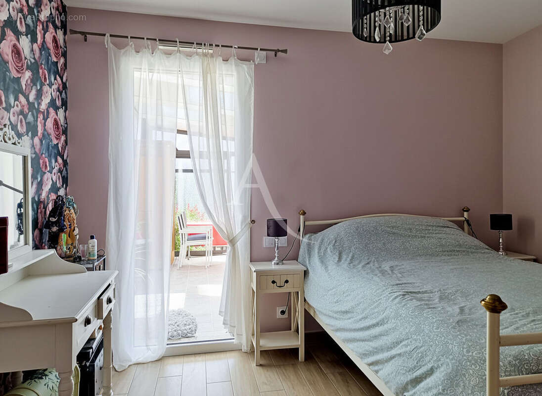 Maison Saint Barthelemy D Anjou 6 pièce(s) 122 m2 - photo 8